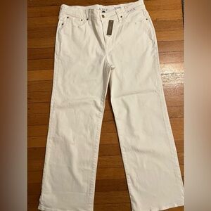 J.Crew White 96 Low rise Slim Wide Jeans. BRAND NEW W TAG. Size 31x30.